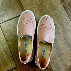 Steve Madden slip on shoes